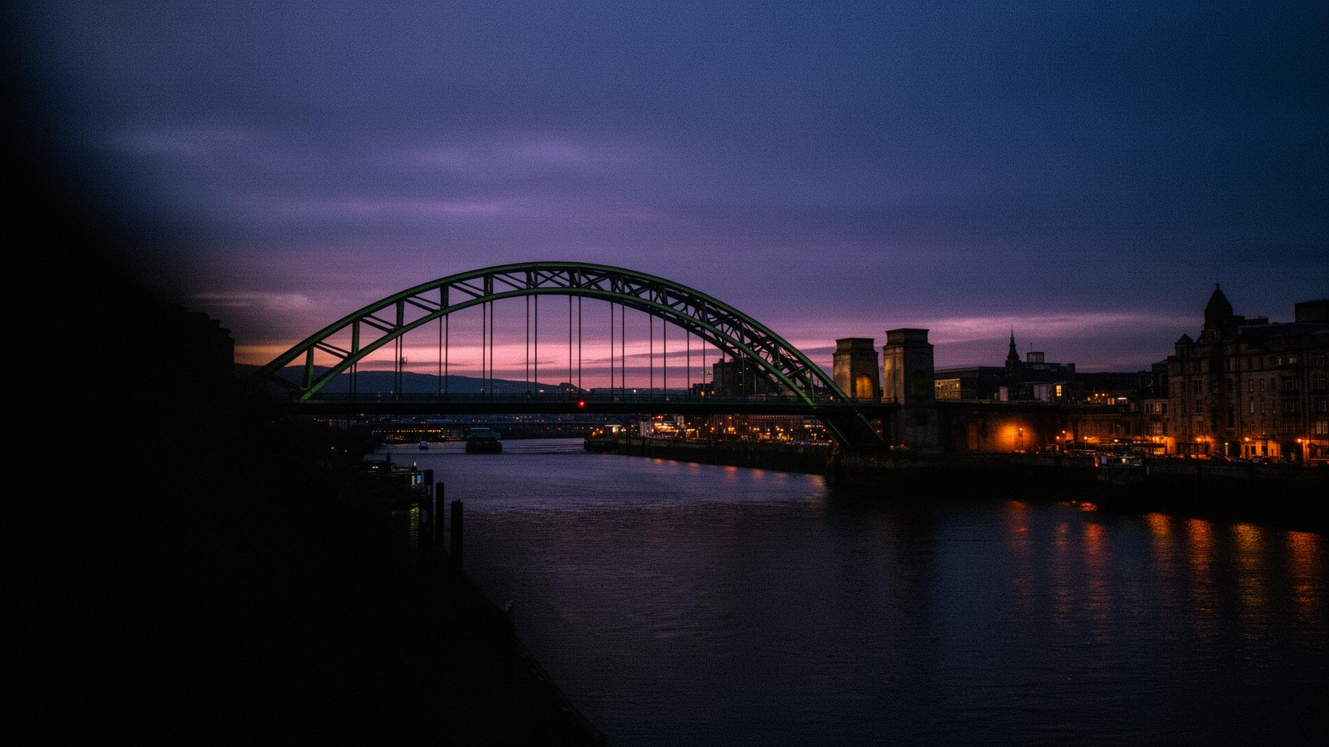 The Tyne Bridge at dusk over the River Tyne, Newcastle upon Tyne